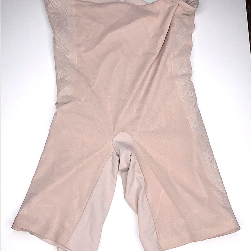 Assets red hot label by Spanks shapewear